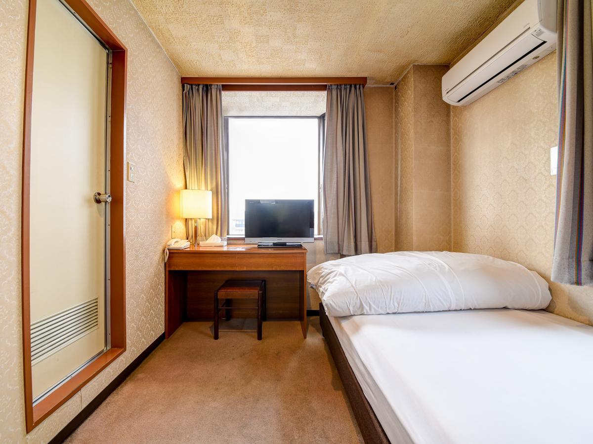 Green Business Hotel Fukuyama Dış mekan fotoğraf