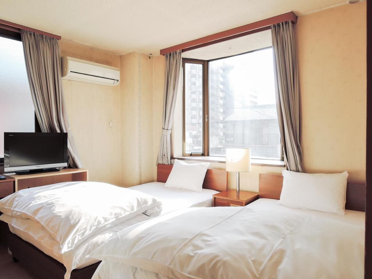 Green Business Hotel Fukuyama Dış mekan fotoğraf